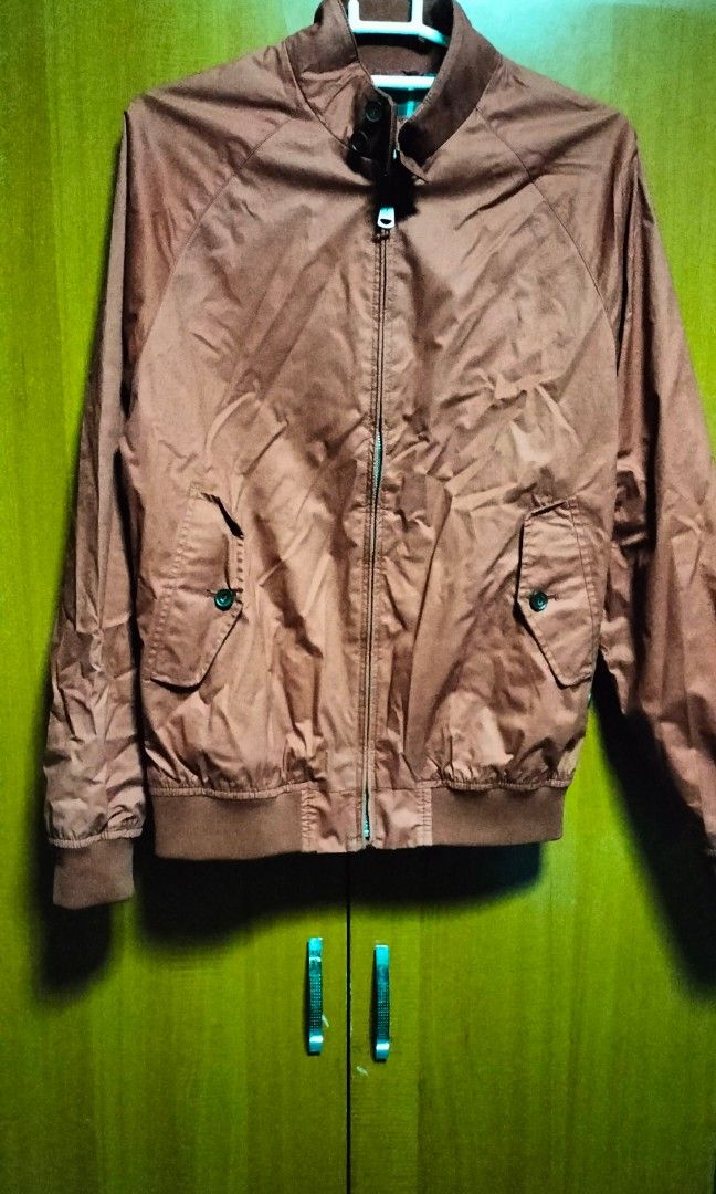 Jacket (Category: Coats, Jackets and Outerwear) located in Singapore. Submitted by aeiou87 (Listing ID 1296552342, Image 3). Description: Used once still in good condition fast deal for $50.