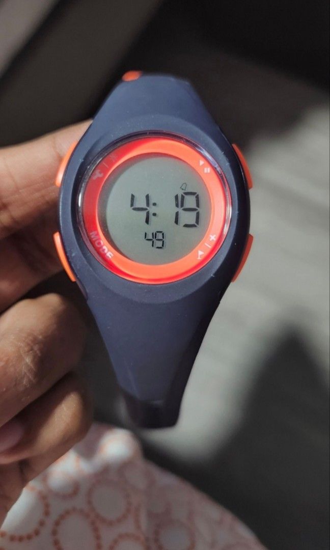 Kalenji w200 watch deals