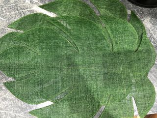 Leaf shape Sinamay placemat - GREEN 2 pcs