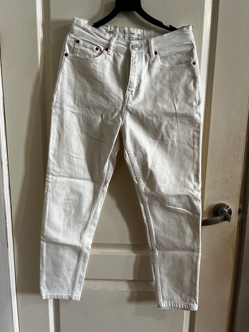 Mango white mom jeans Women s Fashion Bottoms Jeans Leggings on Carousell