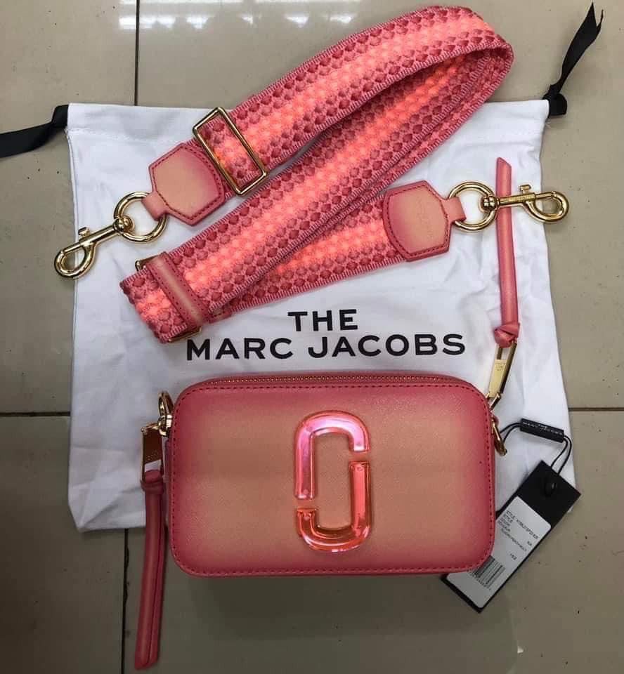 Marc Jacobs Sling Bag.Mall Pulled Out Carousell