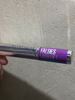 (Category: ) located in . Submitted by makeup_kxko (Listing ID 1296519679, Image 1). Description: .