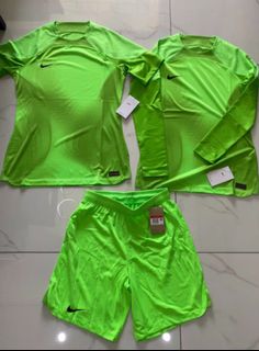 （分類：）位於 。 由 WkWk7 提交（商品編號 1296560484，圖片 1）。簡介： 。