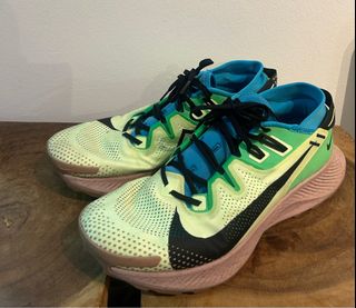 (Category: ) located in . Submitted by af1 (Listing ID 1296496225, Image 1). Description: .