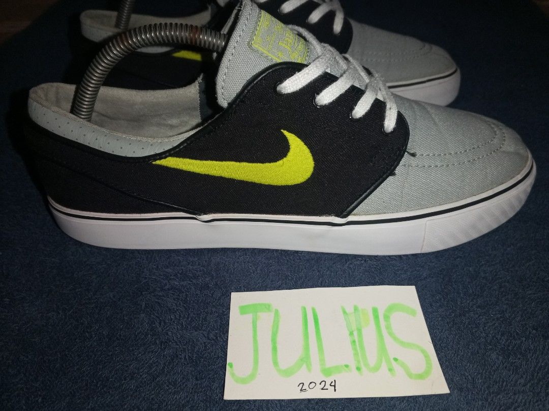 Nike SB Zoom Stefan Janoski Canvas Base Grey Venom Green Men s Fashion Footwear Sneakers on Carousell