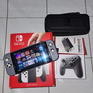 Nintendo Switch OLED Complete with NS Controller Pro