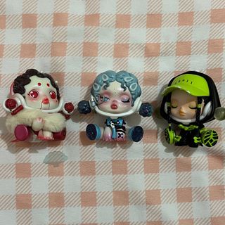 (Category: ) located in . Submitted by 4llie (Listing ID 1296565251, Image 1). Description: .