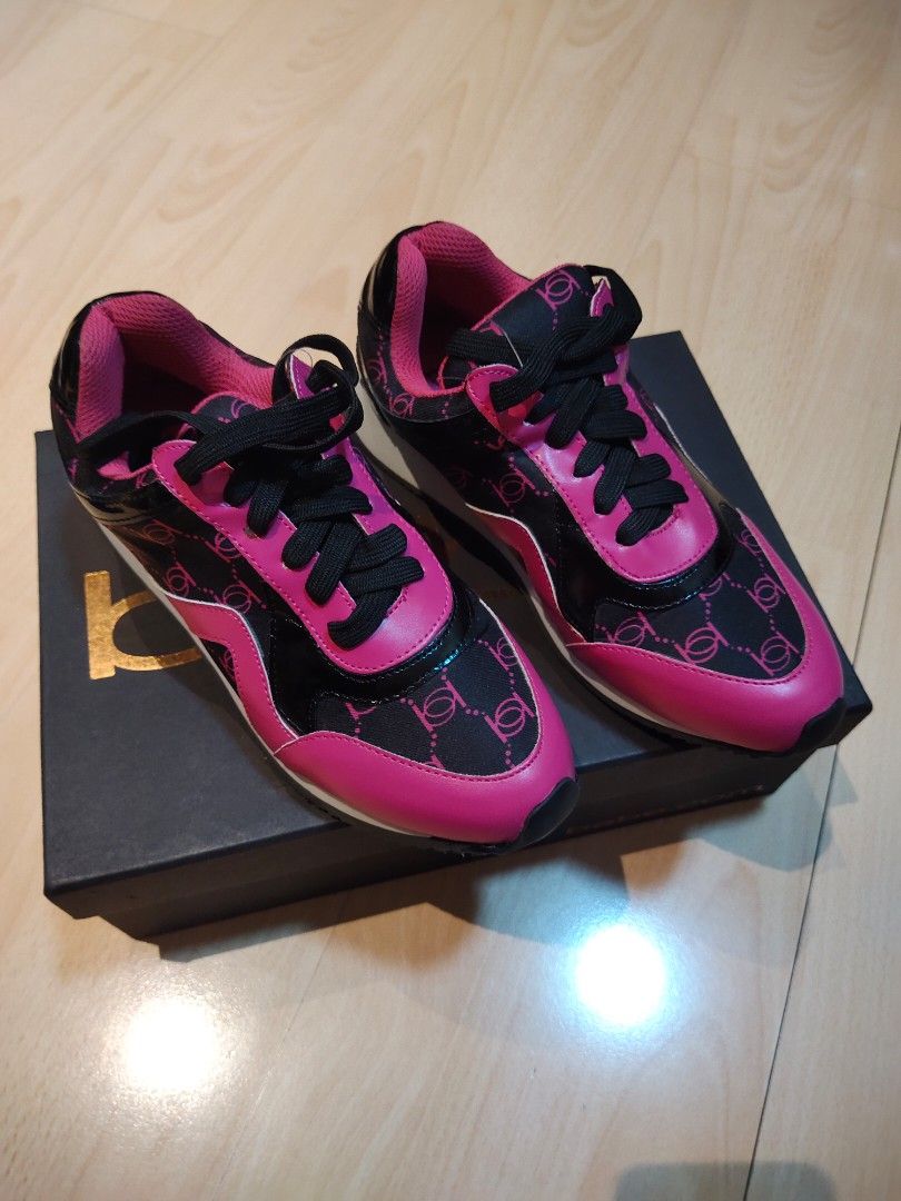 Sepatu Sneakers Athletic Wanita BeBe Black Pink