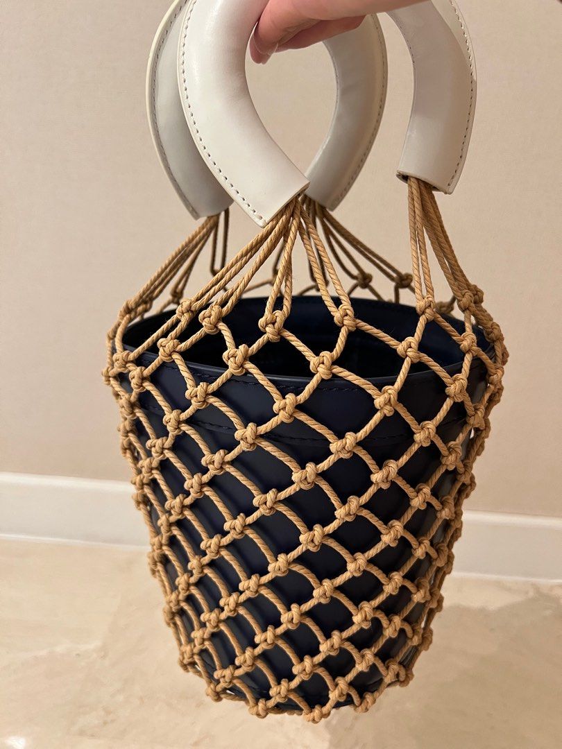 Staud moreau bucket bag discount
