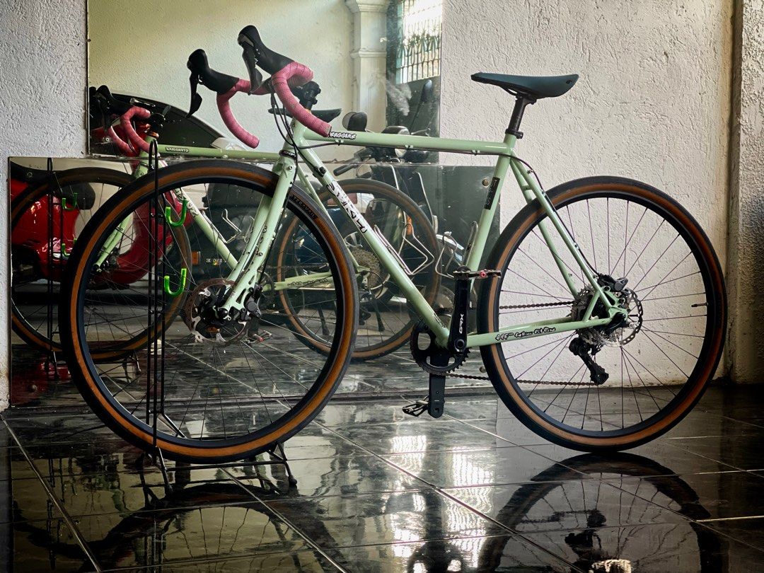 Surly Straggler 700C (Category: Bicycles) located in Paranaque City. Submitted by sandreybaby (Listing ID 1296499685, Image 1). Description: Surly Straggler 700C ✅ Size 50 ✅ 1X set up ✅ Ultegra Sti ✅ Ultegra RD ✅ GRX crankset 1X ✅ Shimano GRX 115-40t ✅ Chris king headset ✅ Brooks saddle ✅ Traction hubs ✅ Dt swiss rims ✅ Terravail gravel tires ✅ Thomson stem ✅ Fizik seatpost LOCATION: Multinational Village, Parañaque City PRICE: P100,000 CALL/TEXT
