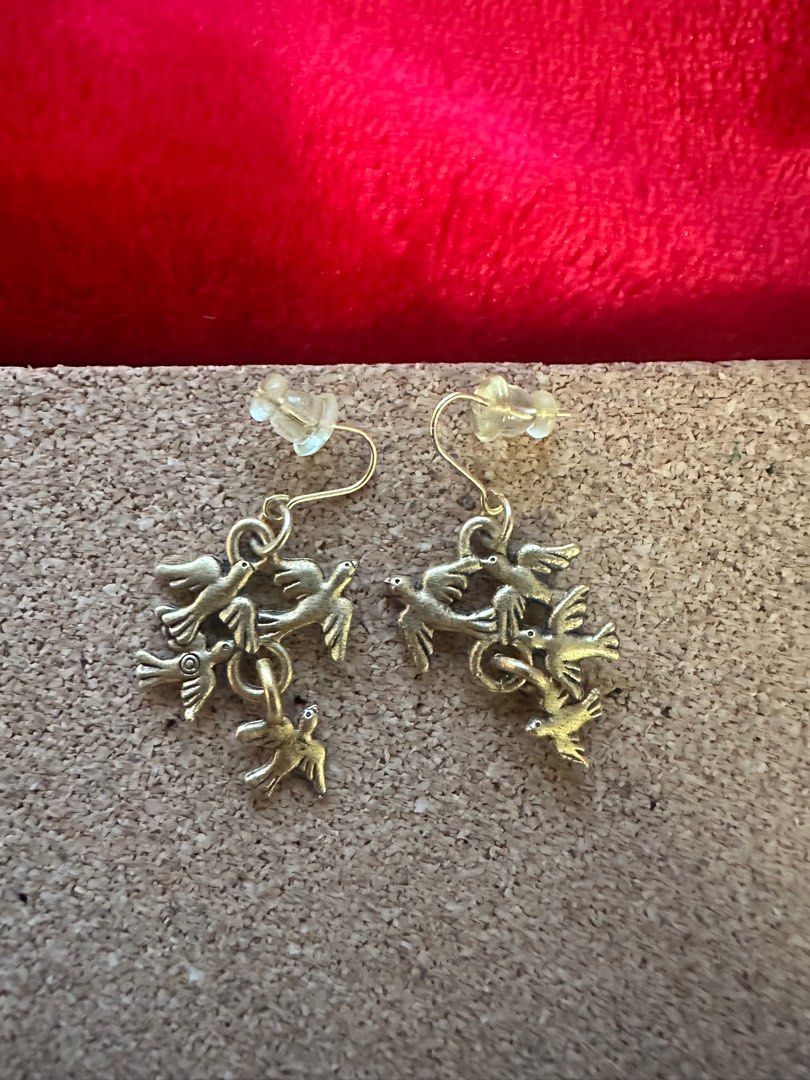 Vintage bird earrings top