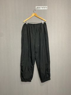 Vintage Nike Parachute Nylon Pants | Black