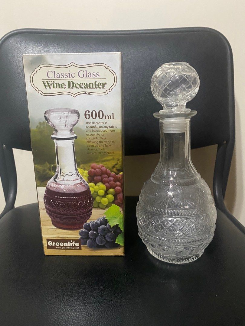 Wine Decanter Glass (Category: Wine Cellar & Storage) located in Quezon City. Submitted by francesco25 (Listing ID 1296508368, Image 1). Description: Greenlife Wine Decanter Glass Brand new w/ box 600 ml Rfs- declutterring .