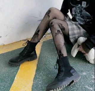 Women black gothic stockings sk/ull and heart design