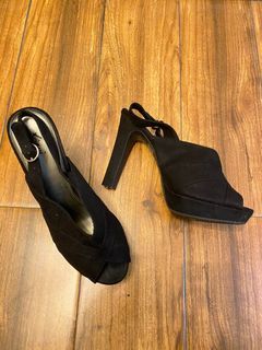 Women’s 9 and 91/2 shoes (slightly used)