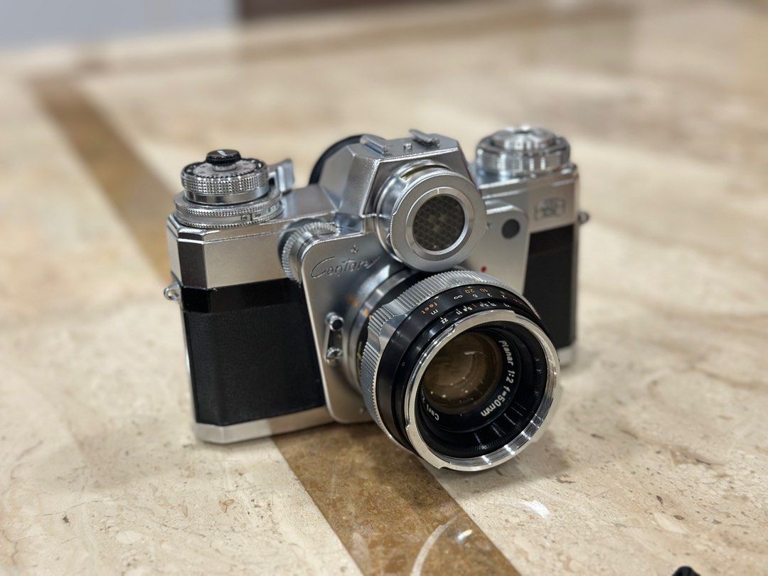 Zeiss Ikon Contarex “Bullseye” with Zeiss Planar 50mm F2