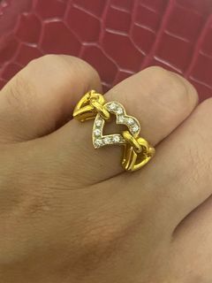 18k Chunky Heart Diamond Ring