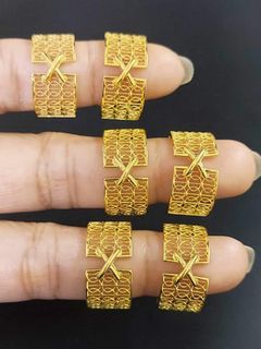 18K Saudi Gold ladies ring