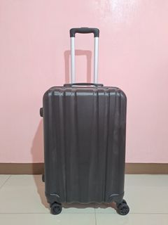 24 inch Luggage (up to 30kgs) Medium Size