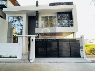 5 bedrooms house for sale in greenwoods exec village pasig/cainta/taytay accessible to bgc taguig makati ortigas mandaluyong