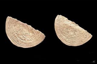 661-750 CE UMAYYAD CALIPHATE HALF SILVER  COIN