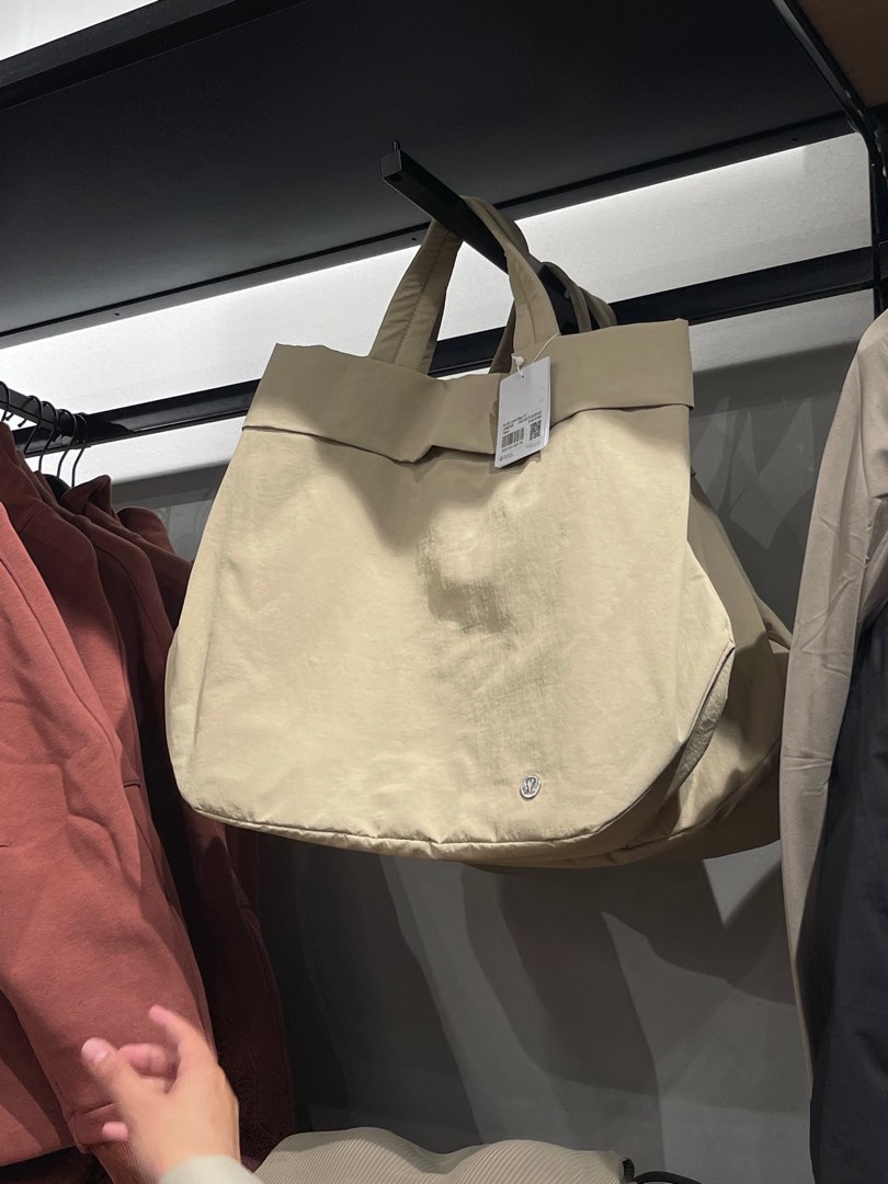 On My Level バッグ 2.0 19L | バッグ | Lululemon JP