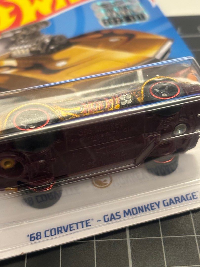 Monkey garage hot wheel car outlet