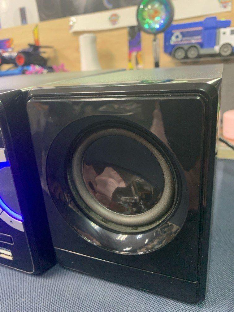 Anko Micro Hifi System (Category: Soundbars, Speakers & Amplifiers) located in Pasay City. Submitted by enrico_appliances (Listing ID 1300830544, Image 3). Description: excellent condition 30 watts power bluetooth capabilities without remote .