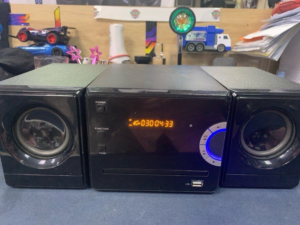 Anko Micro Hifi System (Category: Soundbars, Speakers & Amplifiers) located in Pasay City. Submitted by enrico_appliances (Listing ID 1300830544, Image 1). Description: excellent condition 30 watts power bluetooth capabilities without remote .