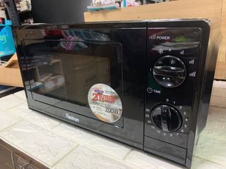 Astron Microwave Oven 20 Litres Capacity 700watts 220volts