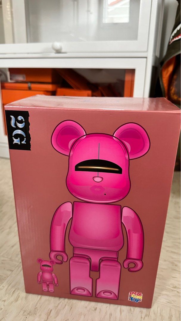 BE@RBRICK SORAYAMA 2G PINK GOLD 100%400％ Bearbrick x Hajime