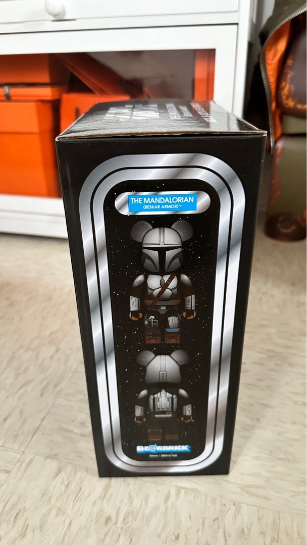 BE@RBRICK MANDALORIAN BESKAR ARMOR Bearbrick The Mandalorian