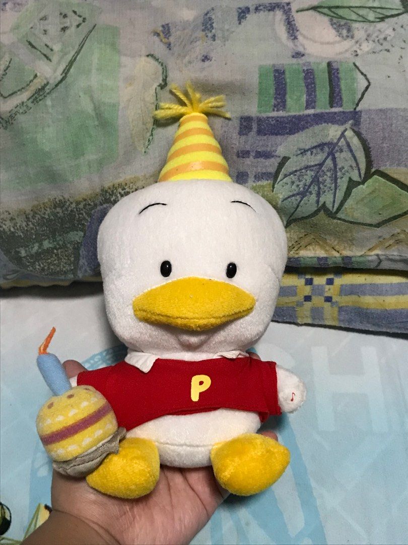 Birthday Ahiru No Pekkle (Category: Designer & Blind Box Toys) located in General Trias. Submitted by aizapandecluttershop (Listing ID 1300850878, Image 1). Description: Good as New...