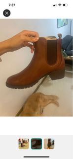Brown ankle boots US 6.5