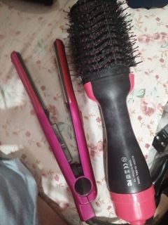 Bundle hair styling tools Revlon iron and blower brush