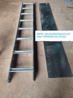 Cable tray ladder type perforated or solid rungs