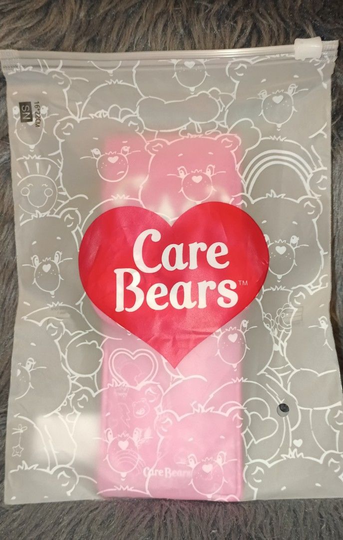 Care Bears Makeup Brush Set (Category: Makeup) located in Antipolo. Submitted by legoninos.legoninas (Listing ID 1300831925, Image 3). Description: 4-pc makeup brush set with pouch for your Care Bears collection.