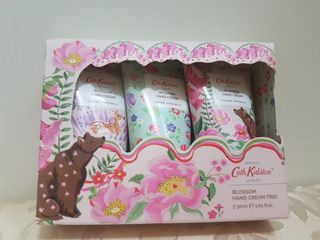 （分類：）位於 。 由 anotherflower 提交（商品編號 1300843192，圖片 1）。簡介： 。