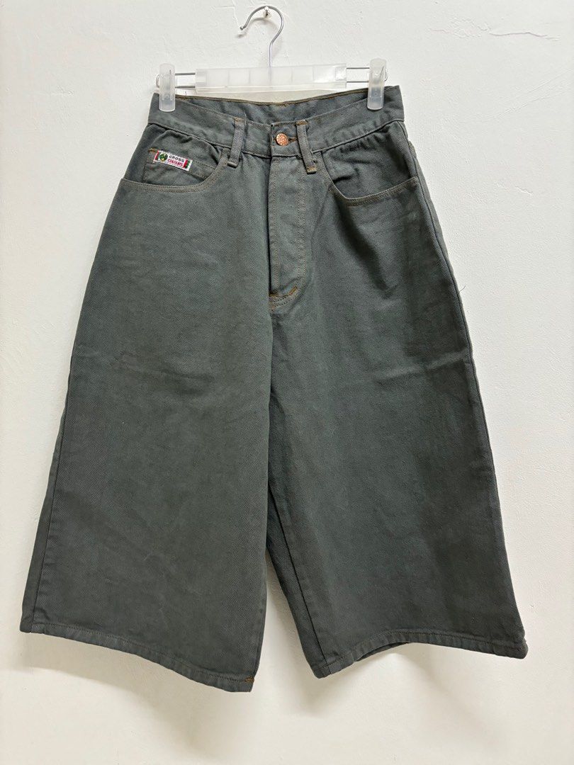 Cross color jorts, Men's Fashion, Bottoms, Jeans on Carousell
