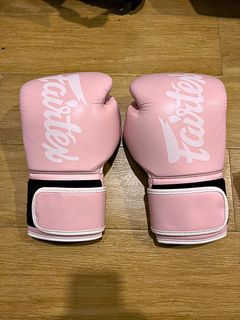 Fairtex boxing gloves (12 oz)