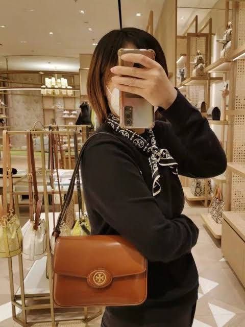 For Preorder Tory Burch Robinson Spazzolato Convertible Shoulder Bags Luxury Bags Wallets on Carousell
