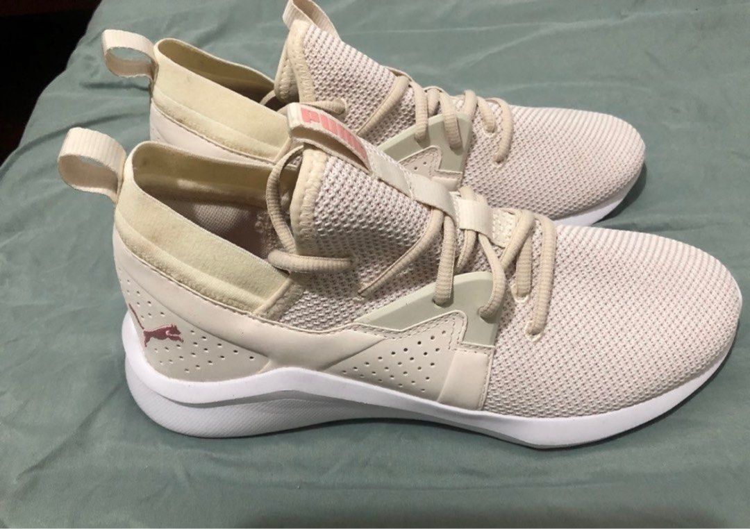 FOR SALE UNISEX PUMA SOFT FOAM OPTIMAL COMFORT Women s Fashion Footwear Sneakers on Carousell
