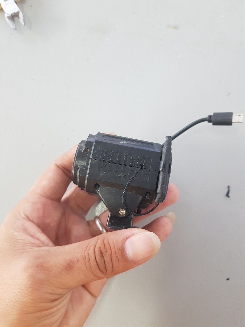 FPV camera (Category: Cameras) located in Dagupan City. Submitted by yunitsjay (Listing ID 1300831914, Image 3). Description: fpv camera for remote control toys,drones not tested dagupan meet up ship sa malayo.