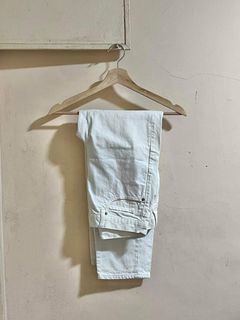 Uniqlo White Tapered Jeans