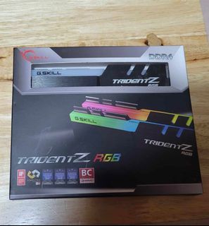 G.SKILL Trident Z RGB DDR4- 3200MHz CL16 32GB RAM Kit