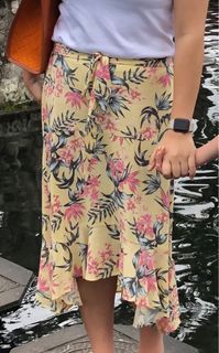H&M Floral skirt