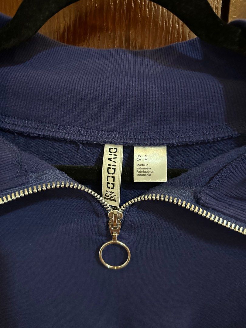 h&m half zip pullover (Category: Coats, Jackets and Outerwear) located in San Simon. Submitted by mystic_me (Listing ID 1300821586, Image 2). Description: .