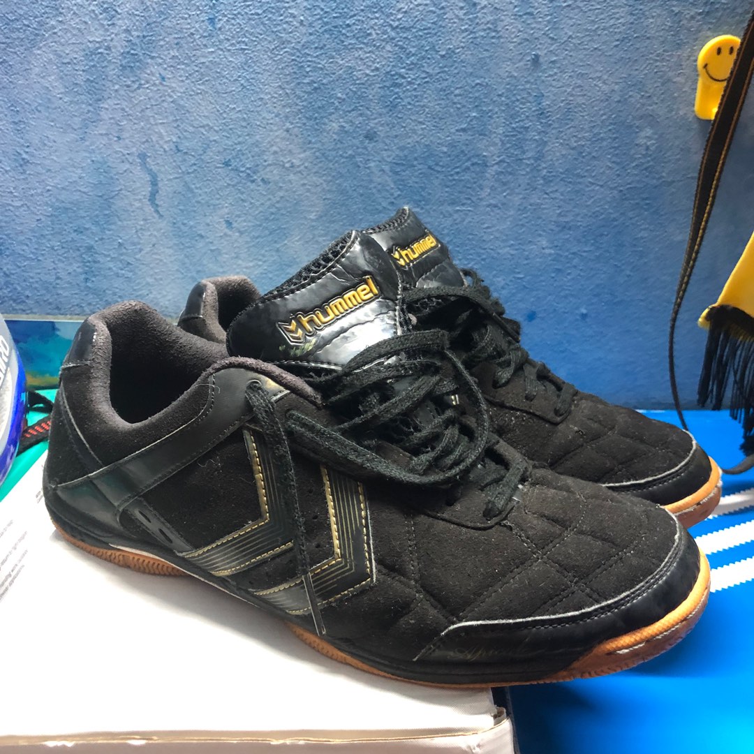 Hummel futsal shoes on sale