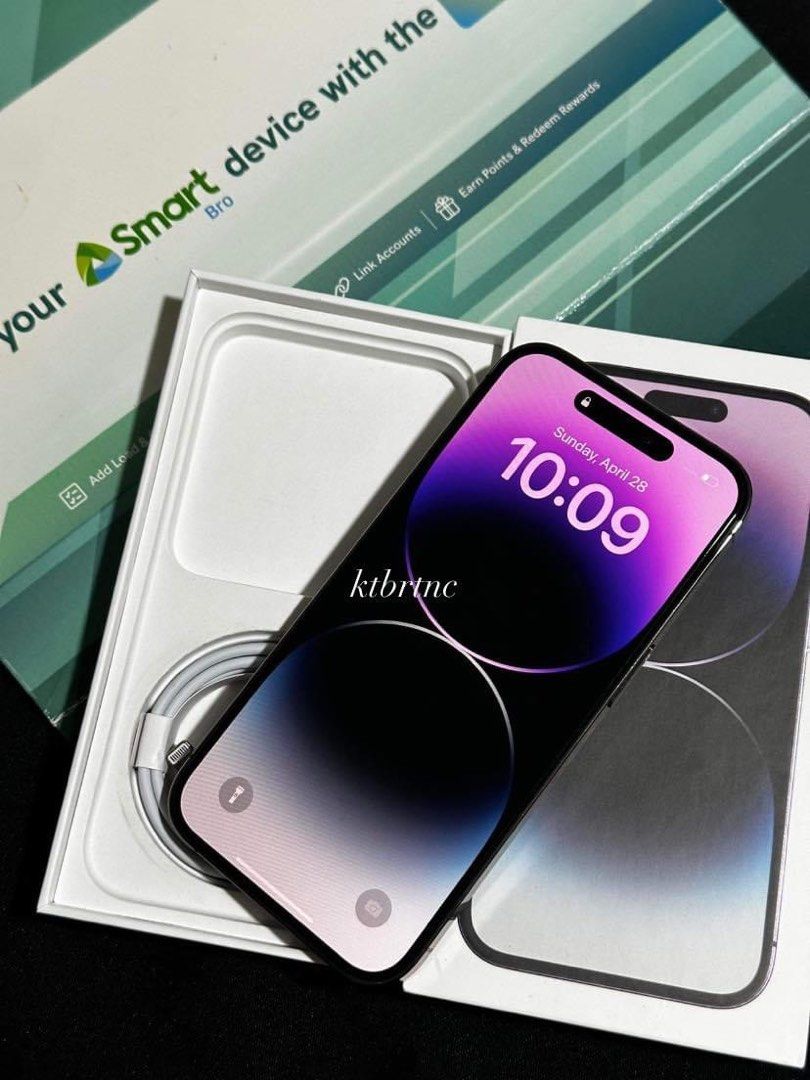 iPhone 14 Pro 128gb (Category: iPhone 14 Series) located in Cavite. Submitted by katbritani92264 (Listing ID 1300866535, Image 2). Description: FOR SALE Months old iPhone 14 Pro 128 GB Smartlocked Deep Purple •Warranty until June 8, 2024 •91% battery health •Smooth, no dents, few case marks on sides Inclusions: Original box same imei Rep cord Free tempered glass Free case 39500 Price slightly negotiable Pick up Meet up COD/COP.