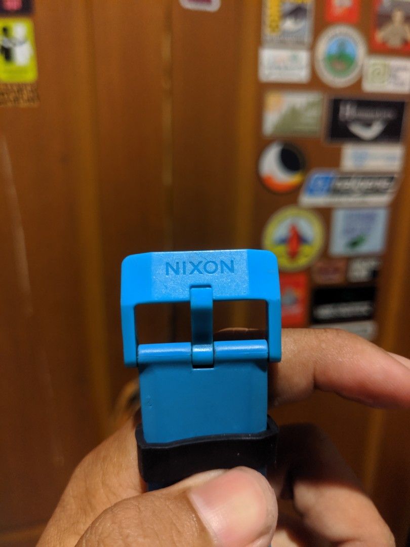 Jam tangan digital nixon game over, Fesyen Pria, Jam Tangan di Carousell